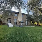Villa Altavia Travigne *