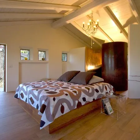 Altavia Travigne فيلة